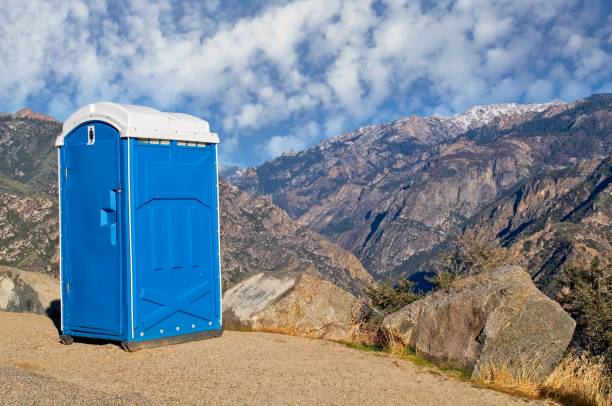 Portable Toilet Options We Offer in Benton Heights, MI